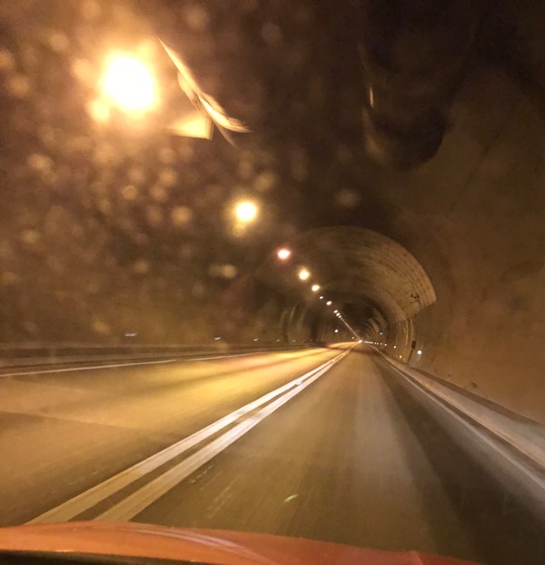 Tunnel