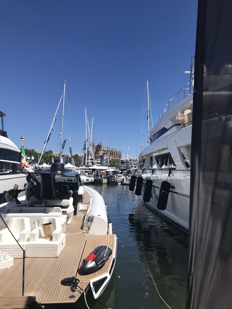 Båtmässa i Palma