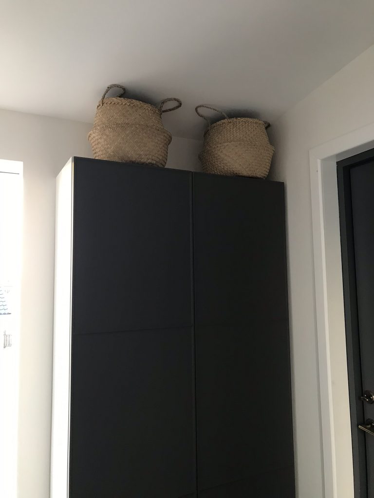 Nya hallen, ny garderob